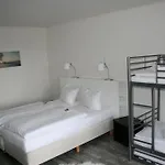 Big Mountain Hostel *