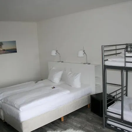 Big Mountain Hostel *